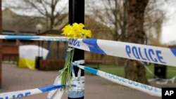 Sergei Skripal y su hija fueron encontrados inconscientes en un banco de un parque en Salisbury, Inglaterra.