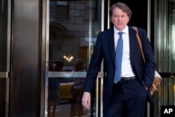 ARCHIVO - El abogado Donald McGahn, en una foto tomada en Nueva York, es el abogado de la Casa Blanca.