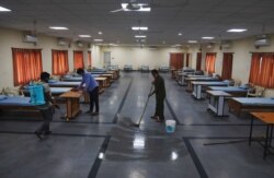 Dezinfekcija izolacijskog centra u Hyderabadu, Indija, 3. maj 2021.