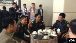 KIO နဲ့ မြန်မာအစိုးရအကြား တရုတ်နိုင်ငံ ရွှေလီမြို့မှာ ငြိမ်းချမ်းရေး ဆွေးနွေးနေစဉ်။ 
