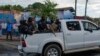 Volquetas con policía armada en la ciudad de Masaya, Nicaragua. 