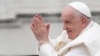 El papa simplifica sus futuros ritos funerarios y pide ser sepultado en un ataúd de madera sencillo