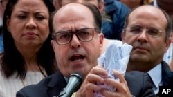 El presidente de la Asamblea Nacional de Venezuela, Julio Borges desconoce sentencia del Tribunal Supremo.