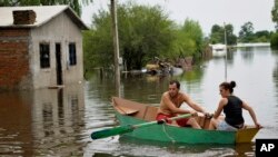 En 2010 una fuerte inundación también afectó localidades cerca a la capital de Uruguay, Montevideo.