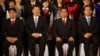 2011年12月22日，中国共青团领导人陆昊（右）和中国时任副主席习近平同越南共产党、共青团高官合影。
