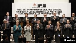 Los candidatos presidenciales mexicanos firmaron un pacto de civilidad por el cual se comprometen a respetar los resultados de la elección.