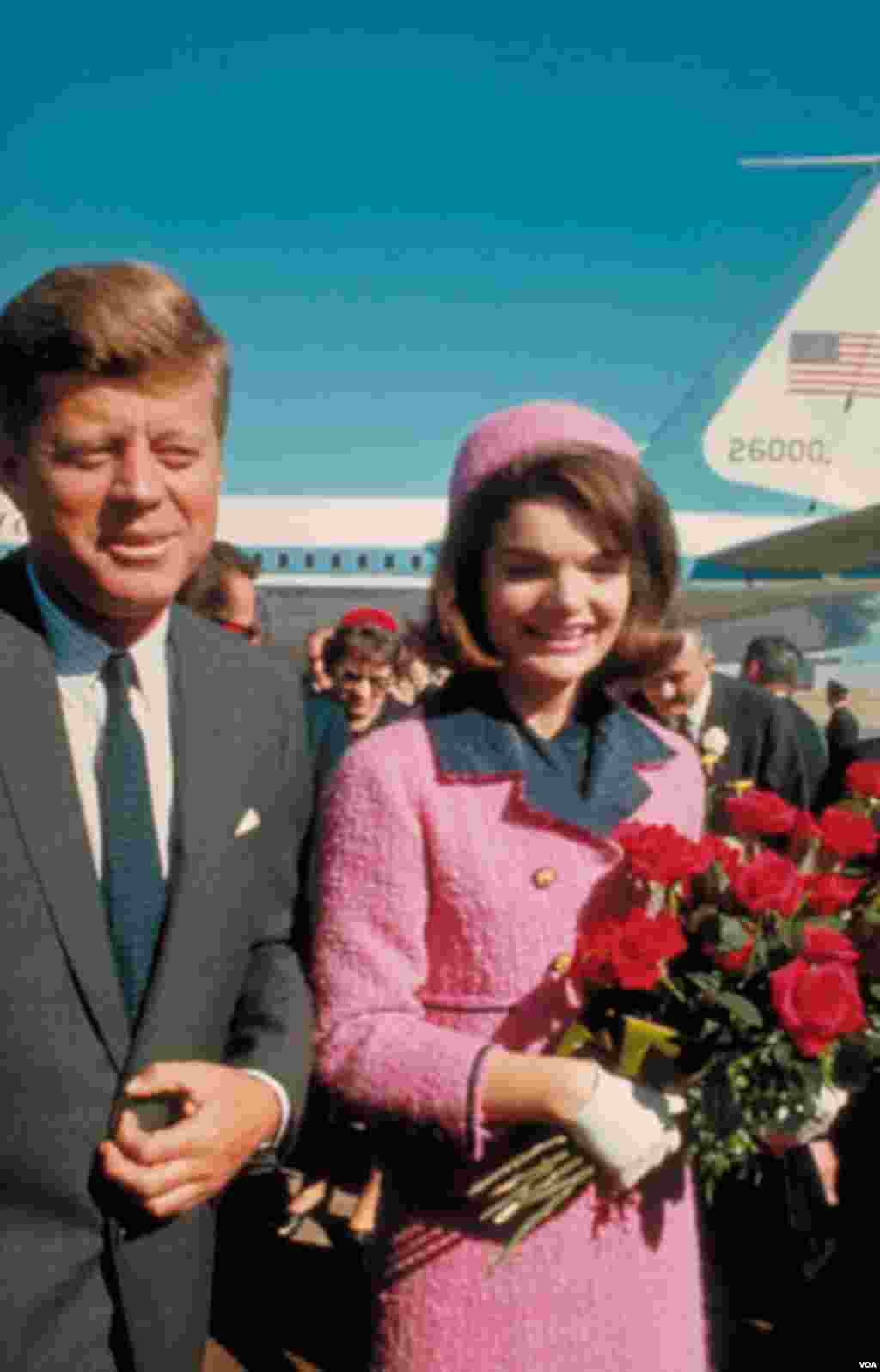 Jackie Kennedy Chanel suit