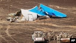Restos del avión de Metrojet que ahora las autoridades rusas reconocen fue derribado por una bomba.