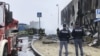 Italijanska policija na mestu nesreće u predgrađu Milana (Foto:AP)