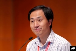 El segundo posible embarazo está en una fase muy inicial indicó He Jiankui el miércoles 28 de noviembre en una conferencia en Hong Kong.