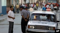 El Departamento de Estado recomienda a Cuba a aumentar la transparencia de su sistema financiero.
