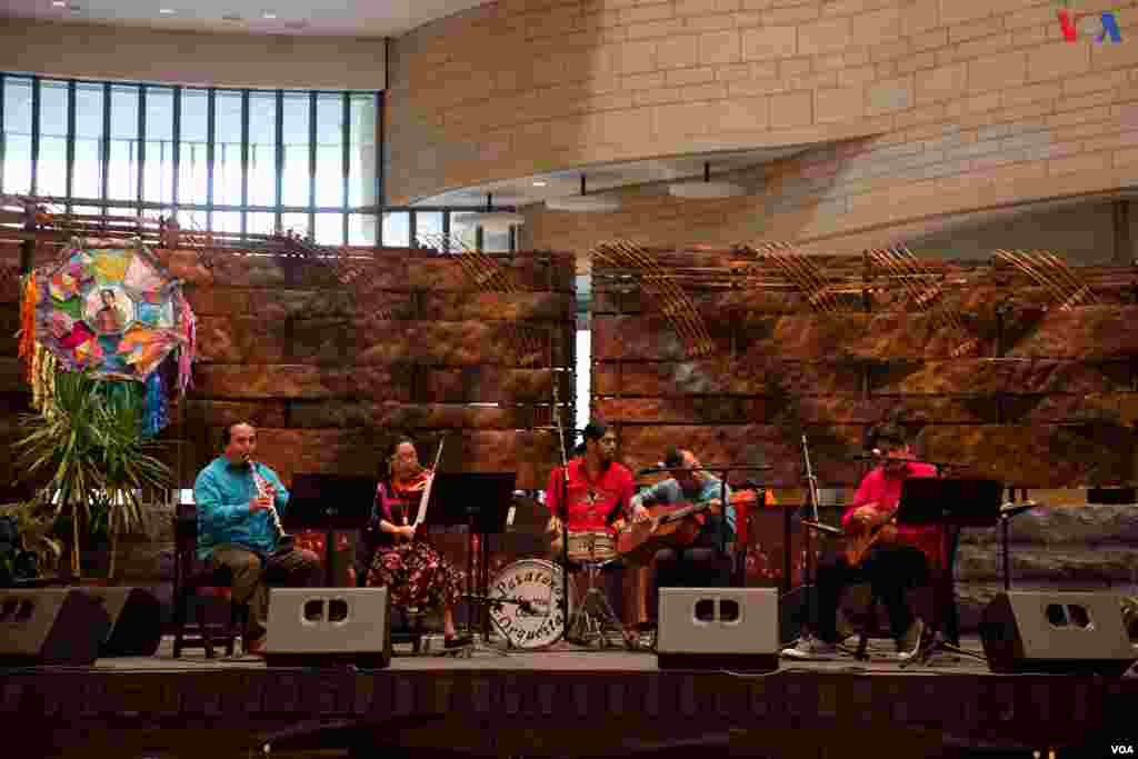 Celebración del Día de los Muertos en el museo Smithsonian. Washington DC, Octubre 2018.