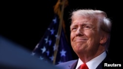Ish-presidenti Trump gjatë një aktiviteti në Rochester, New Hampshire (21 janar 2024)