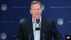 Roger Goodell anunció que Twitter trasmitirá en vivo los juegos de la NFL de los jueves por la noche.