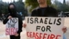 Các nhà hoạt động cánh tả Israel phản đối chiến tranh ở Dải Gaza biểu tình tại Tel Aviv ngày 27/2/2024 kêu gọi ngưng bắn và thả con tin.