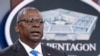 ARCHIVO - En esta fotografía del 21 de julio de 2021, el secretario de Defensa, Lloyd Austin, habla en una conferencia de prensa en el Pentágono en Arlington, Virginia.