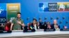 Tổng thống Ukraine Volodymyr Zelensky, trái, Thủ tướng Anh Rishi Sunak, giữa, và Tổng thống Mỹ Joe Biden, phải, tại Hội nghị Thượng đỉnh NATO ở Vilnius, Lithuania, ngày 12/7/2023.