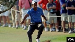 Woods trató de competir en The Players Championship, pero abandonó la competencia después de nueve hoyos.