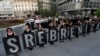 Žene u crnom, obeležavanje 22. godišnjice genocida u Srebrenici, Beograd, 10. juli 2017. (AP Photo/Darko Vojinovic)