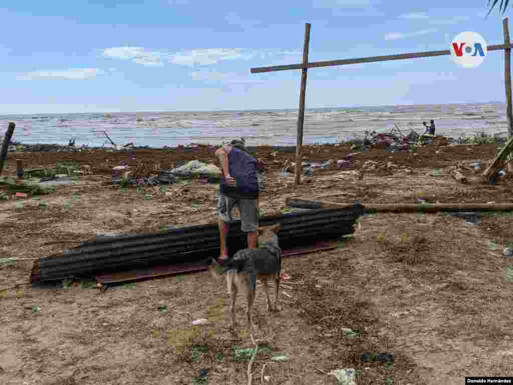 En la comunidad ind&#237;gena Wawa Bar, ubicada a dos horas de Puerto Cabezas, la situaci&#243;n es mucho m&#225;s ca&#243;tica. Foto: Donaldo Hern&#225;ndez/VOA.