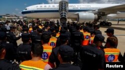 ကမ္ဘောဒီးယားမှာ ဆိုက်ဘာအွန်လိုင်းလိမ်လည်မှုများ လုပ်ကိုင်နေသော တရုတ်များကို ဖမ်းဆီးပြန်ပို့ (ဓါတ်ပုံဟောင်း)