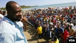 Wyclef Jean hizo campaña en su país para dar a conocer su plataforma de trabajo en caso de salir victorioso de la contienda presidencial, de la cual ya no podrá participar.