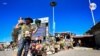 Diego Garc&#237;a trabaja todos los d&#237;as, excepto el martes, en el puerto de entrada de San Ysidro.
