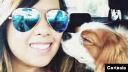 Nina Pham llegó a las 11:45 de la noche de ayer al centro médico en Maryland.