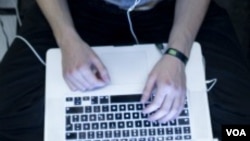 Informe revela que piratas cibernéticos lograron robar correos electrónicos, documentos, cuentas de usuarios y códigos informáticos.