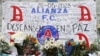 Sancionan a equipo salvadoreño en cuyo estadio murieron 12 en una estampida