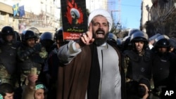 Irán reiteró la prohibición de que los iraníes acudan a la ciudad santa saudí de La Meca para la llamada Umrah (peregrinación menor).
