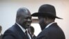 Shugaba Salvar Kiir (Dama) da mataimakinsa Riek Machar (Hagu) a Juba, South Sudan