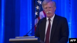 El Asesor de Seguridad Nacional de los EE. UU., John Bolton, habla con la Sociedad Federalista, en Washington.