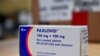 Archivo - Un envase del medicamento Paxlovid visto en el Hospital de la Misericordia en Grosseto, Italia, el 8 de febrero de 2022.