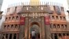 'Gladiator II' ရုပ်ရှင်ကားသစ်အတွက် ရုပ်ရှင်ရုံကို ရောမပွဲကြည့်စင်လို ပြင်ဆင်
