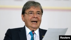 En una rueda de prensa desde el Ministerio de Relaciones Exteriores, el canciller colombiano Carlos Holmes hizo referencia a la resolución alcanzada la semana pasada en Santiago de Chile por el Grupo de Lima.