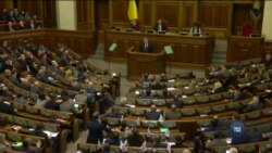 Що експерти в Україні кажуть про запровадження воєнного стану. Відео