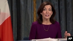 New York Valisi Kathy Hochul