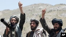 خپلواک از طالبان خواست که برای رسیدن به اهداف مشروع شان راه مذاکره را در پیش گیرند