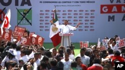 Peña Nieto estaría a punto de recuperar el poder para el PRI, que ya lo acaparó desde 1929 hasta el año 2000.