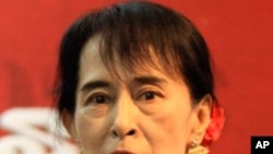 အာဆီယံ မြန်မာ အပြန်အလှန် အရေးပါမှု ဒေါ်စုထောက်ပြ