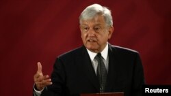 El nuevo presidente de México, Andrés Manuel López Obrador dice que tiene buena relación con el presidente de EE.UU., Donald Trump. 
