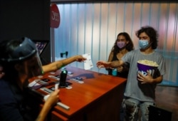 Las salas de cine estuvieron cerradas 11 meses en Argentina. Desde el miércoles 3 de marzo de 2021, los bonaerenses ya pueden regresar a ellas, pero con restricciones.
