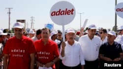 Casus yazılımın Kemal Kılıçdaroğlu'nun 2017'de başlattığı Adalet Yürüyüşü sırasında muhalefet milletvekillerini dinlemek için kullanıldığı iddia ediliyor