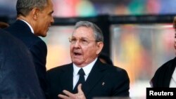 “No descartaría una posible visita del presidente Castro”, dijo Josh Earnest en su sesión diaria con la prensa en la Casa Blanca.