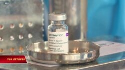 Một số trường buộc sinh viên tiêm vaccine Trung Quốc | Truyền hình VOA 28/9/21